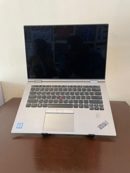 Lenovo Thinkpad X1 Yoga 8th Gen Processeur :Intel®Core™i5-8650U 4 Coeurs 8CPU